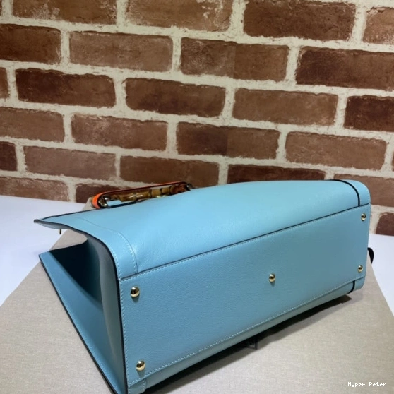 Hyper Peter bag medium Diana tote GUCCI 0730